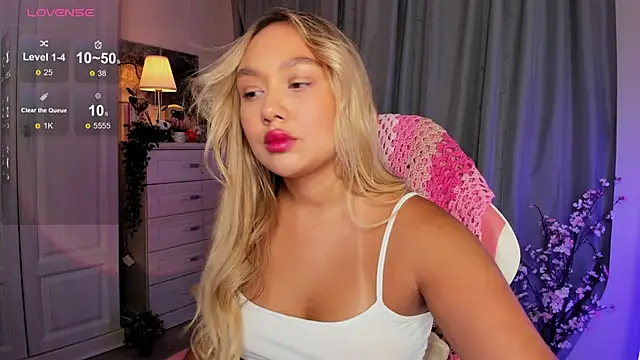  Loneve   online show from 10.12.25