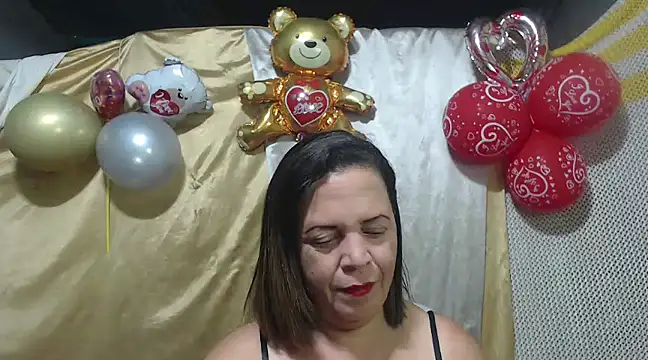 Snapshot of alina_maturehot chatting on 02.10.25 alina maturehot online show from 02.10.25