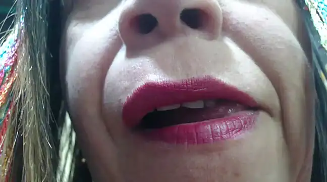 Snapshot of alina_maturehot chatting on 02.16.25 alina maturehot online show from 02.16.25