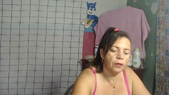 Snapshot of alina_maturehot chatting on 03.02.25 alina maturehot online show from 03.02.25
