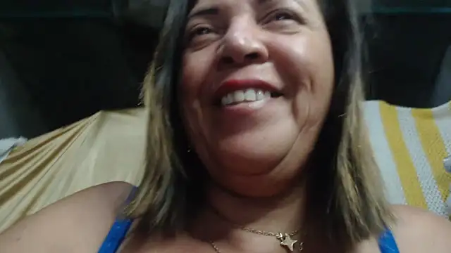 Snapshot of alina_maturehot chatting on 03.11.25 alina maturehot online show from 03.11.25