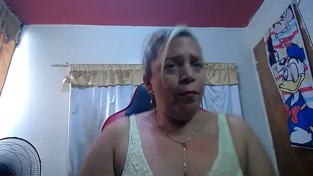 Snapshot of alina_maturehot chatting on 09.11.25 alina maturehot online show from 09.11.25