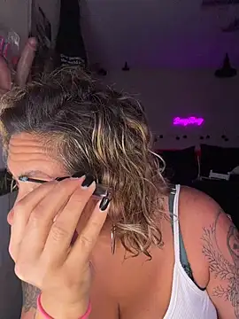 bossyroxy84 online show from 11.08.25