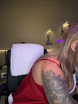 bossyroxy84 online show from 12.19.25