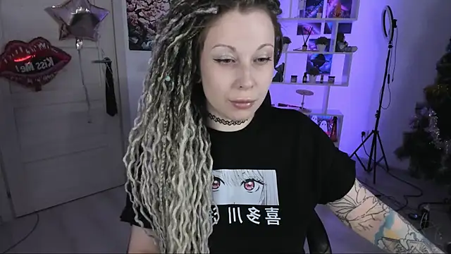 HoneySallyMoore online show from 11.30.25