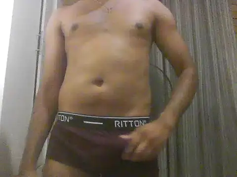 Snapshot of Danush90 chatting on 09.12.25 Danush90 online show from 09.12.25