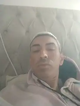 Snapshot of lukas25cmsp chatting on 09.26.25 lukas25cmsp online show from 09.26.25