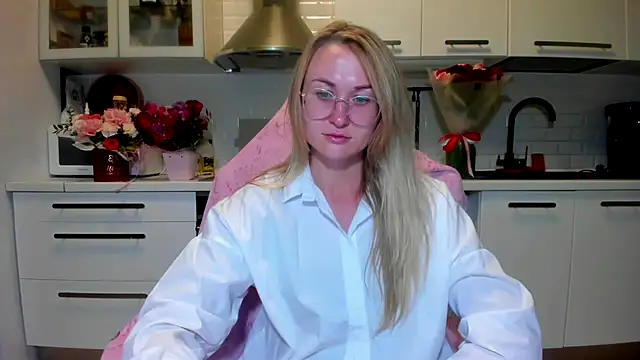 your Goddess Eva online show from 09.30.25