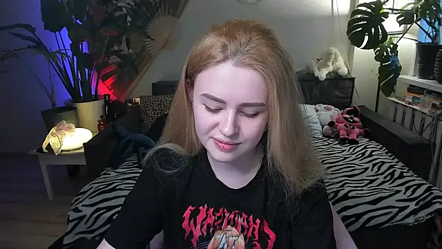 Alexa Pirs online show from 03.18.26