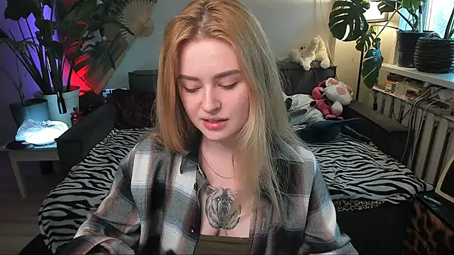 Alexa Pirs online show from 03.21.26