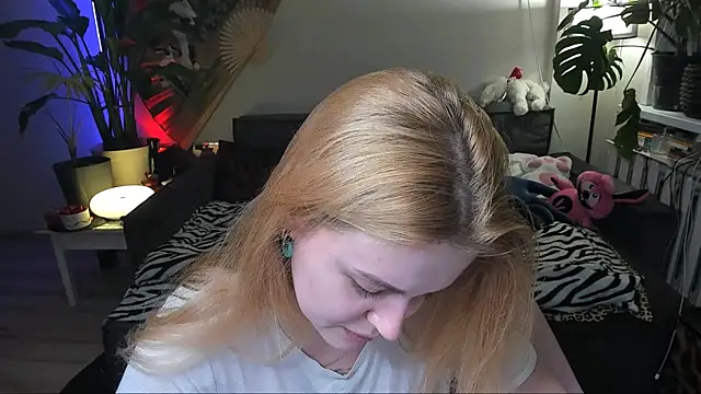 Alexa Pirs online show from 03.29.26