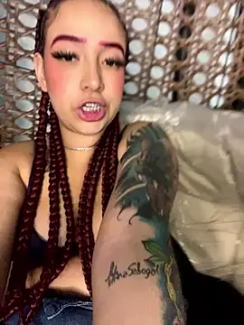 Scarlett-LS online show from 02.14.25