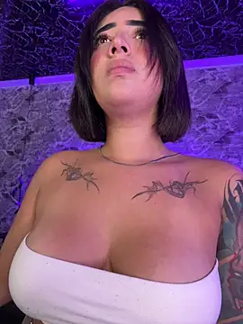 Snapshot of Scarlett-LS chatting on 01.19.26 Scarlett-LS online show from 01.19.26