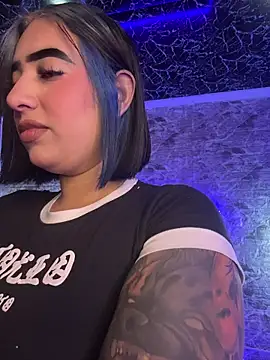 Snapshot of Scarlett-LS chatting on 02.20.26 Scarlett-LS online show from 02.20.26