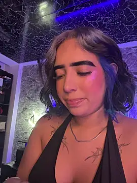 Snapshot of Scarlett-LS chatting on 02.21.26 Scarlett-LS online show from 02.21.26