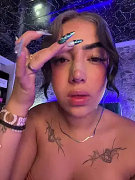 Snapshot of Scarlett-LS chatting on 02.26.26 Scarlett-LS online show from 02.26.26