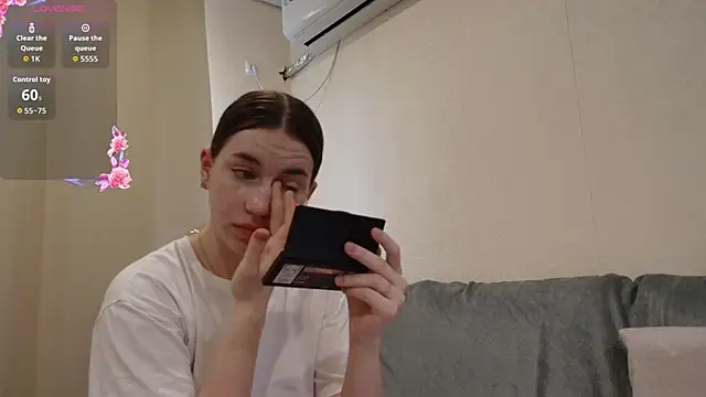 Trixy Pixyw online show from 09.25.25