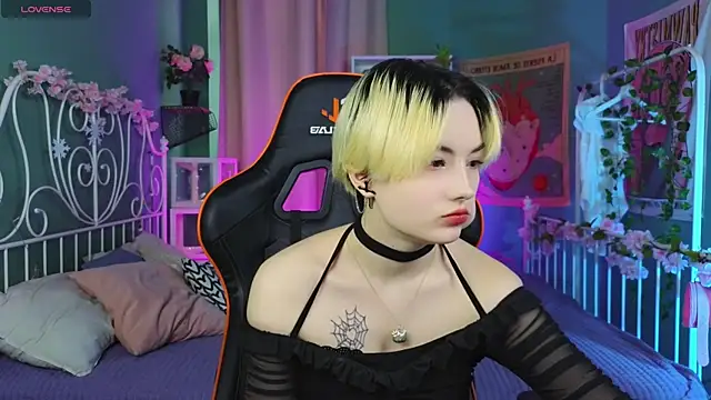 Akemi Sora  online show from 03.01.25