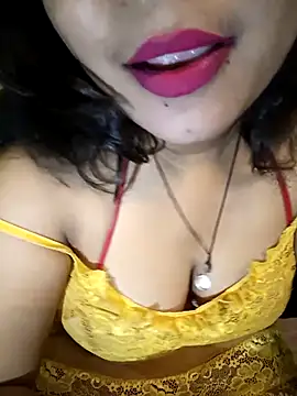 Snapshot of KEEP879_346 chatting on 11.18.25 KEEP879 346 online show from 11.18.25