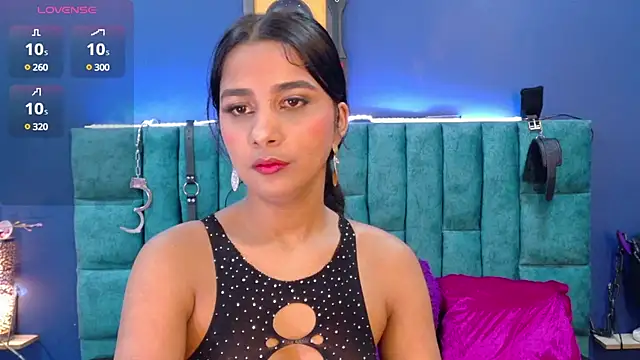 MariamLaraa online show from 03.13.25