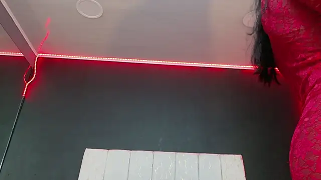 MariamLaraa online show from 09.15.25
