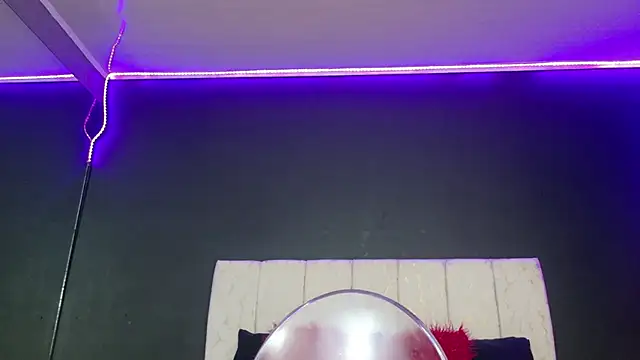MariamLaraa online show from 09.19.25
