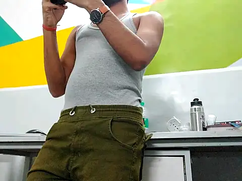 Snapshot of Lustyluckyy chatting on 02.25.25 Lustyluckyy online show from 02.25.25