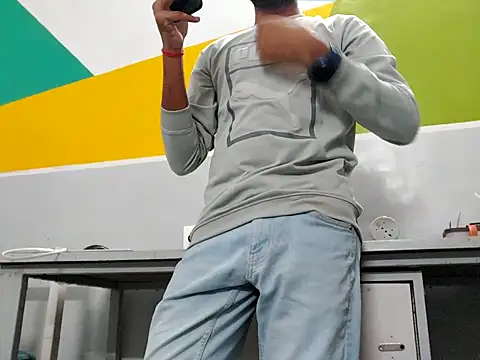 Snapshot of Lustyluckyy chatting on 02.26.25 Lustyluckyy online show from 02.26.25