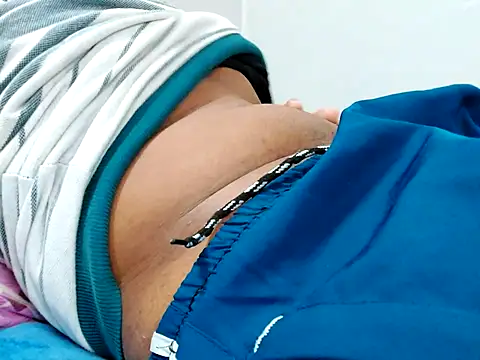 Snapshot of Lustyluckyy chatting on 03.02.25 Lustyluckyy online show from 03.02.25