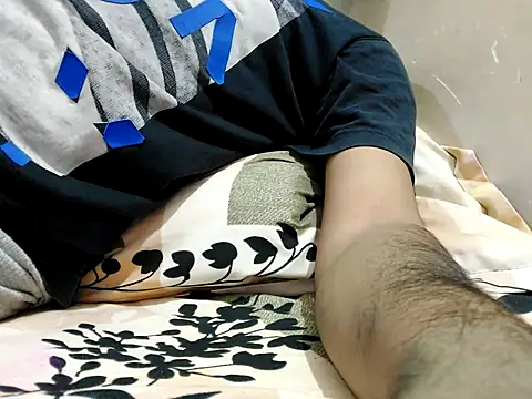 Snapshot of Lustyluckyy chatting on 03.14.25 Lustyluckyy online show from 03.14.25