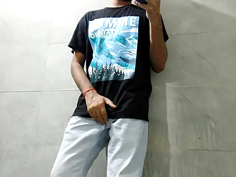 Snapshot of Lustyluckyy chatting on 10.06.25 Lustyluckyy online show from 10.06.25