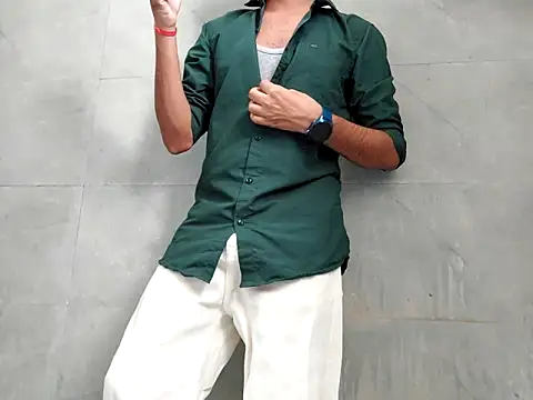 Snapshot of Lustyluckyy chatting on 10.12.25 Lustyluckyy online show from 10.12.25