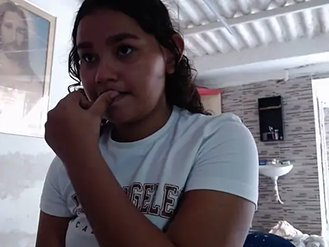 chelo hot23 online show from 02.26.25