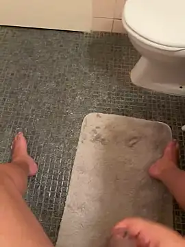 Snapshot of Sex-10-10 chatting on 09.27.25 Sex-10-10 online show from 09.27.25