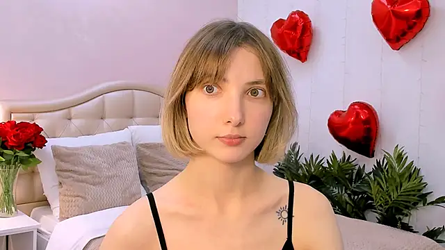 Snapshot of dej4vue chatting on 03.15.25 dej4vue online show from 03.15.25