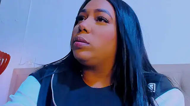 emma purple  online show from 03.15.25