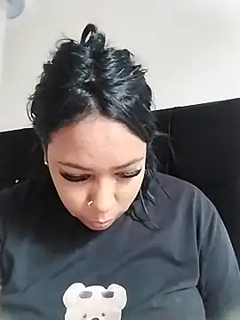 emma purple  online show from 11.24.25