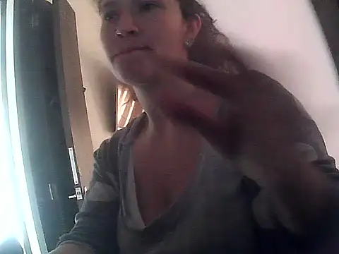 Snapshot of Cielo_carpentier69 chatting on 10.21.25 Cielo carpentier69 online show from 10.21.25