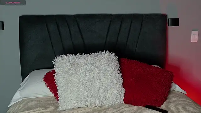 alejandra jonees online show from 03.15.25