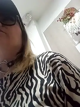 CandieGilson   online show from 11.22.25