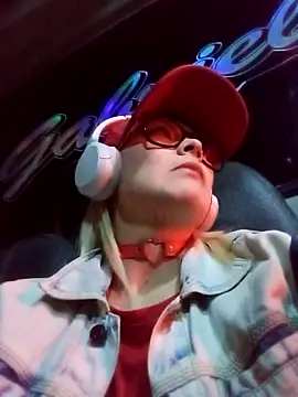 CandieGilson   online show from 03.25.26