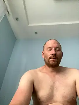 Snapshot of Krzysiekg123 chatting on 10.12.25 Krzysiekg123 online show from 10.12.25