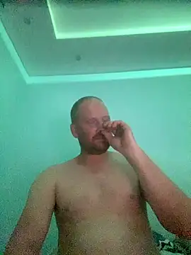 Snapshot of Krzysiekg123 chatting on 10.12.25 Krzysiekg123 online show from 10.12.25