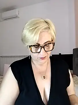 Pumabionda online show from 11.12.25