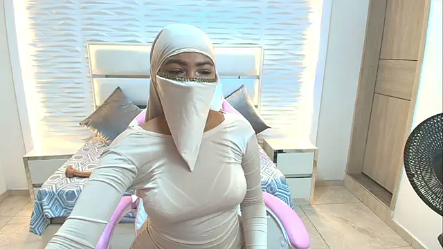 Zafira kazenn online show from 02.13.25