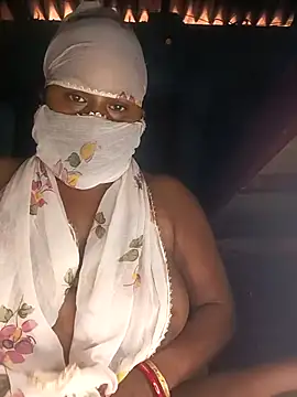 Snapshot of Sweet-jasmin chatting on 10.25.25 Sweet-jasmin online show from 10.25.25