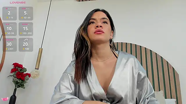 Snapshot of KenyaCopper chatting on 02.19.25 KenyaCopper online show from 02.19.25