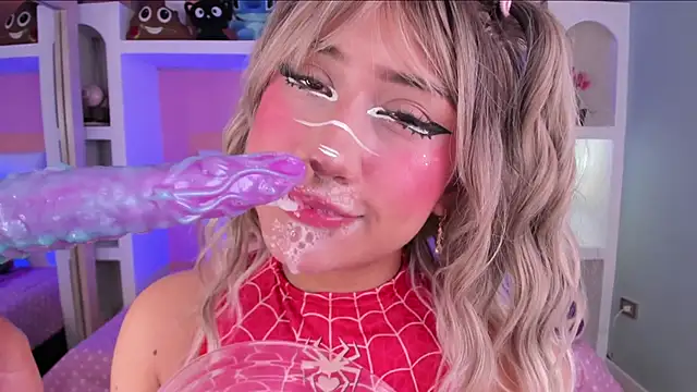 miss   megan online show from 11.25.25