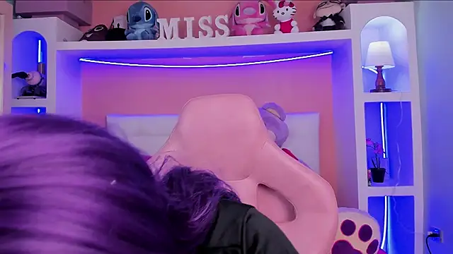 Snapshot of miss___megan chatting on 02.10.26 miss megan online show from 02.10.26