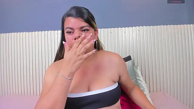 Aida-nicolle online show from 10.03.25